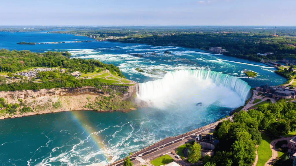 Foto de las Cataratas de Niagara en nuestro viaje a Canadá con Rumbos Cardinales
